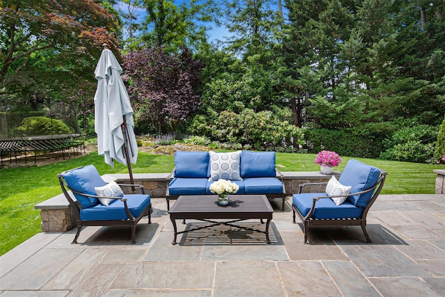 view of patio / terrace with an outdoor living space