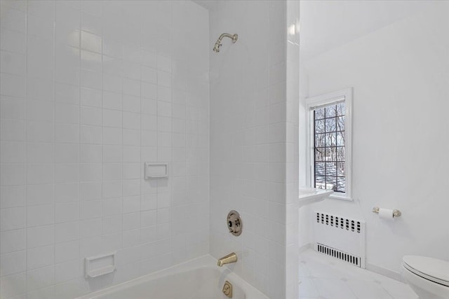 full bath with radiator, baseboards, toilet, and shower / bathtub combination