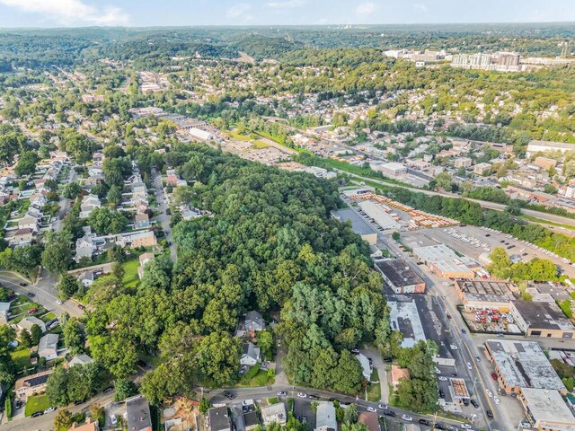 10-13-75 Dickinson Ave, Yonkers, NY 10703 - photo 11