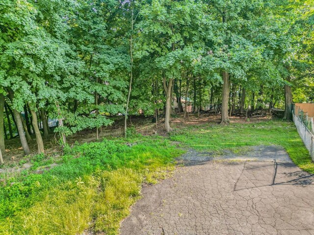 10-13-75 Dickinson Ave, Yonkers, NY 10703 - photo 16