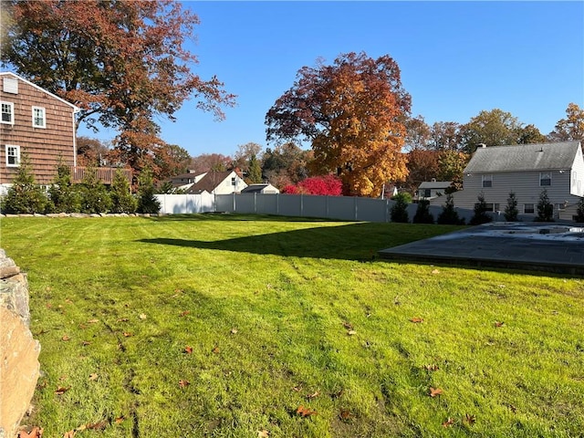 view of yard with a patio