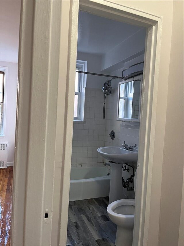 2107 Wallace Ave Unit 4D, Bronx, NY 10462 - photo 8
