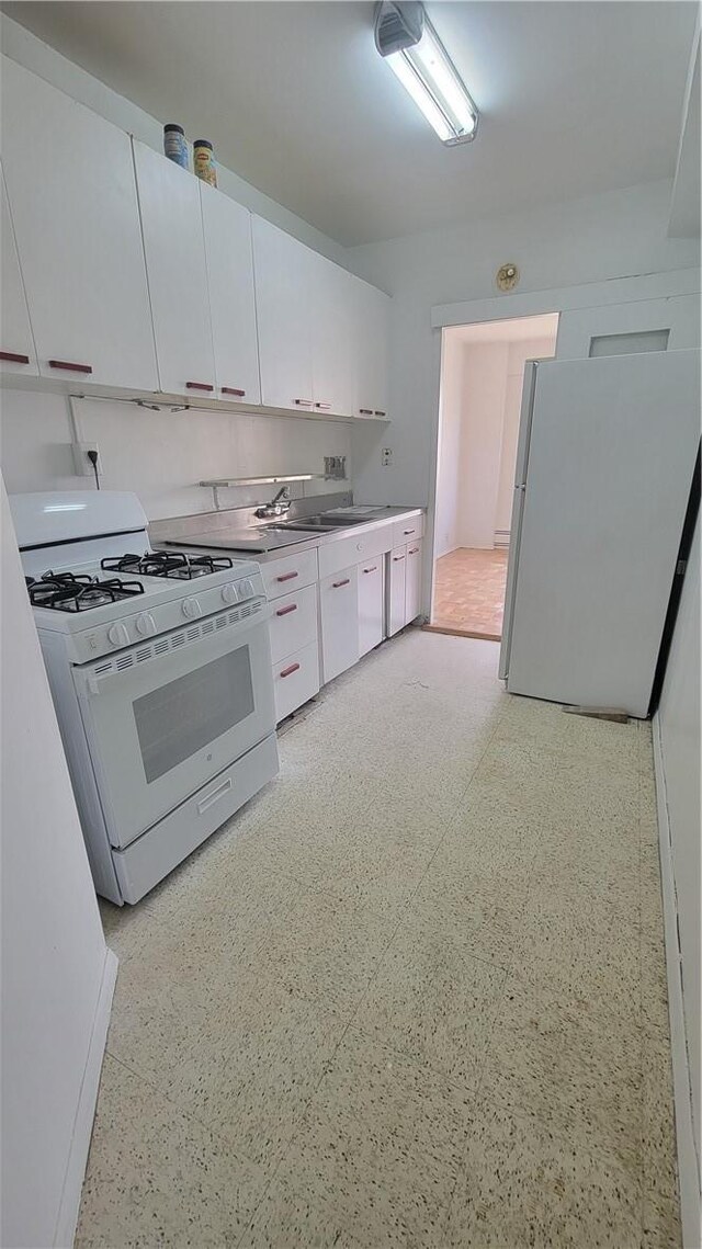 8 Fordham Hill Oval Unit 16A, Bronx, NY 10468 - photo 11