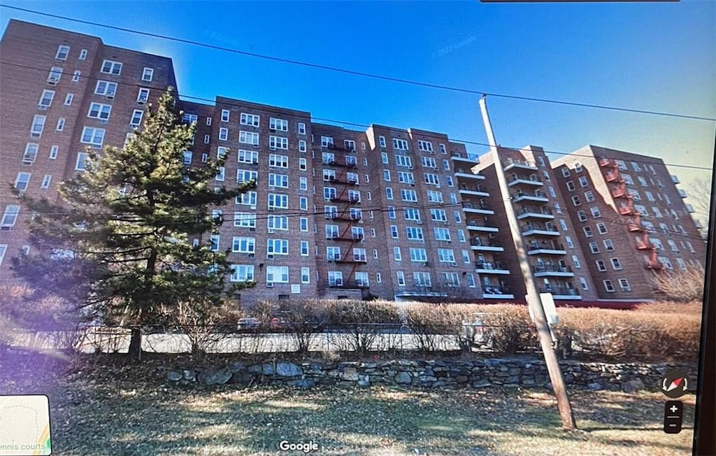245 Rumsey Rd Unit 6O, Yonkers, NY 10701 - view of building exterior