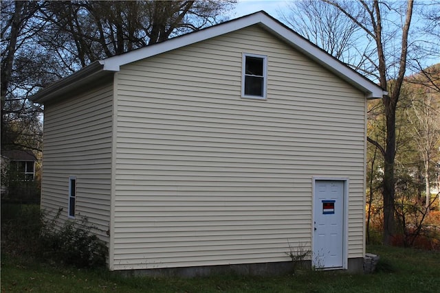 view of home's exterior