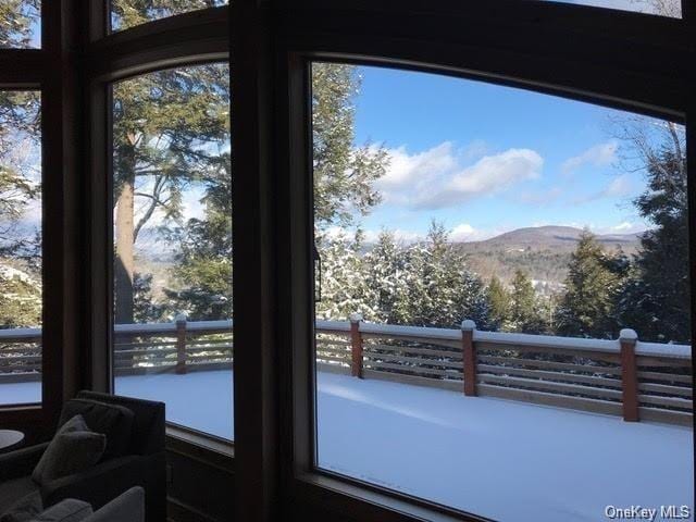 interior details with a mountain view