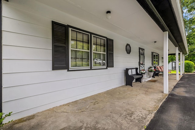 138 Reinhardt Rd, Middletown, NY 10940 - view of porch