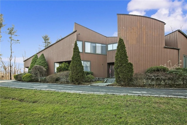 7 Harrows Ln, Purchase, NY 10577 - view of building exterior