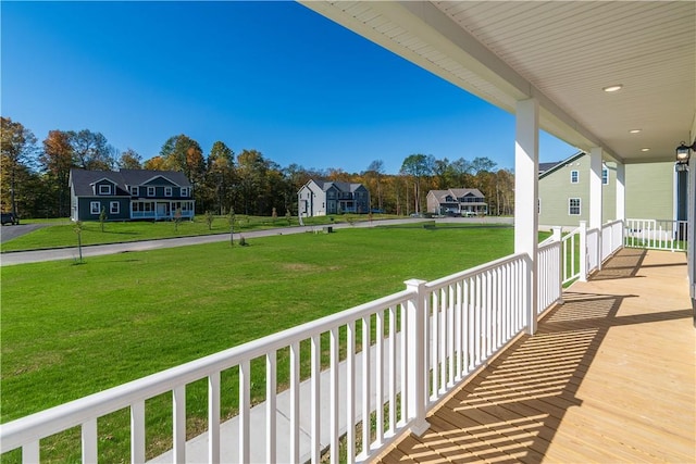 balcony featuring covered porch