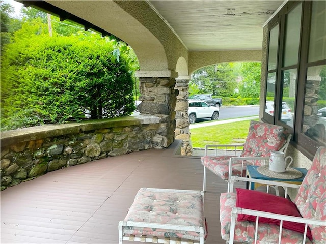 view of patio featuring covered porch