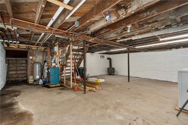 basement featuring washer / dryer