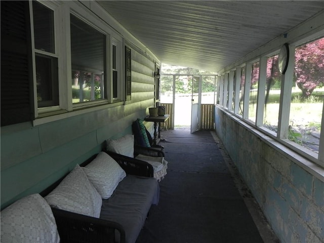 view of sunroom / solarium