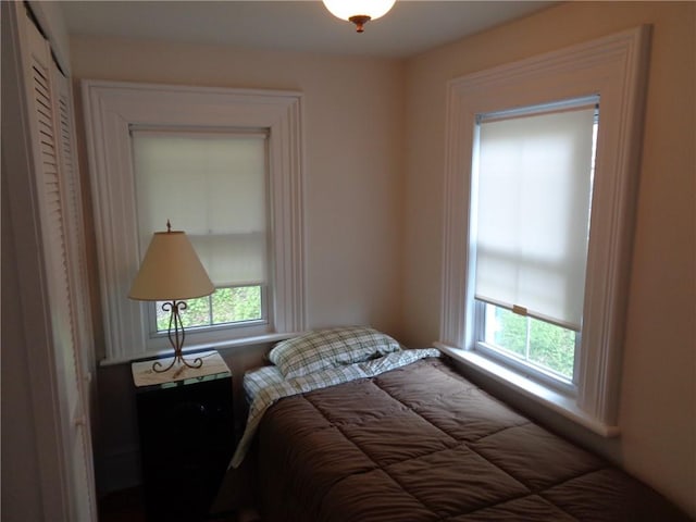 bedroom with a closet