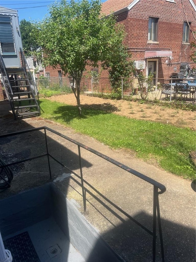1357 Waring Ave, Bronx, NY 10469 - view of yard