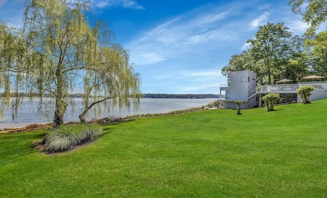 view of water feature