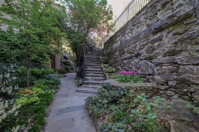 2501 Palisade Ave Unit E3, Bronx, NY 10463 - photo 14