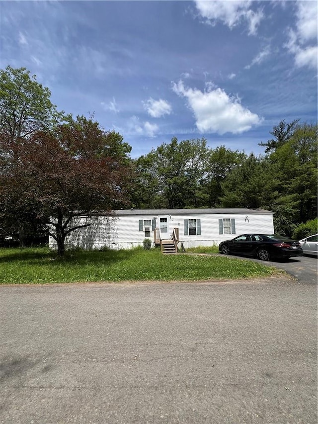 view of manufactured / mobile home