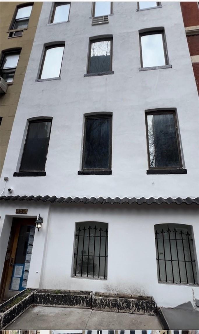 437 W 43rd St Unit 1, New York Manhattan, NY 10036 - photo 2