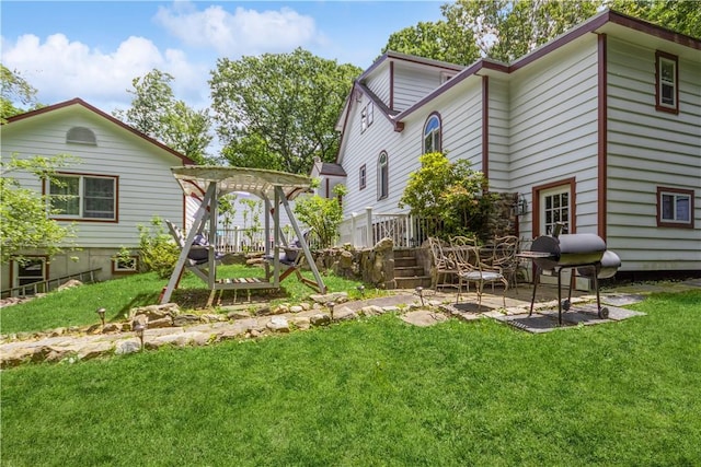 view of yard with a patio area