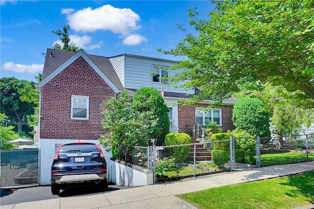 view of front of house with a garage