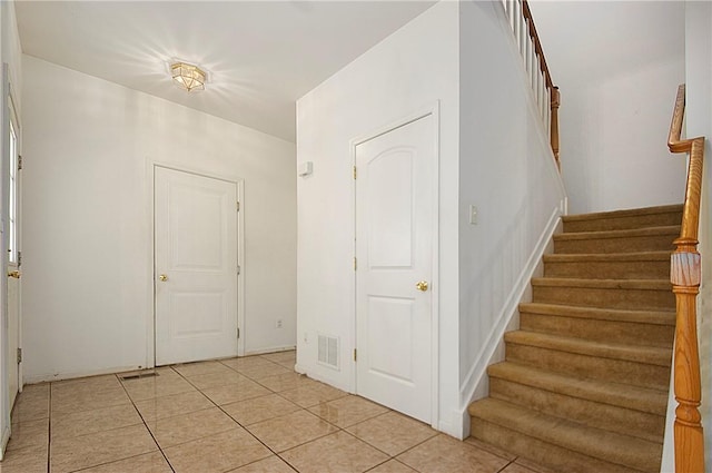 view of tiled entryway