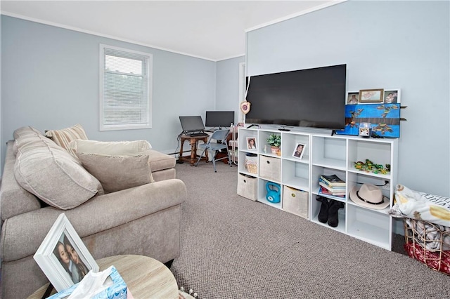 living room featuring carpet floors and ornamental molding