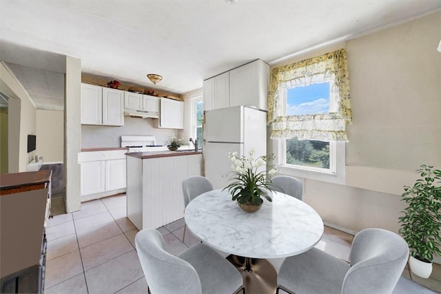 view of tiled dining room