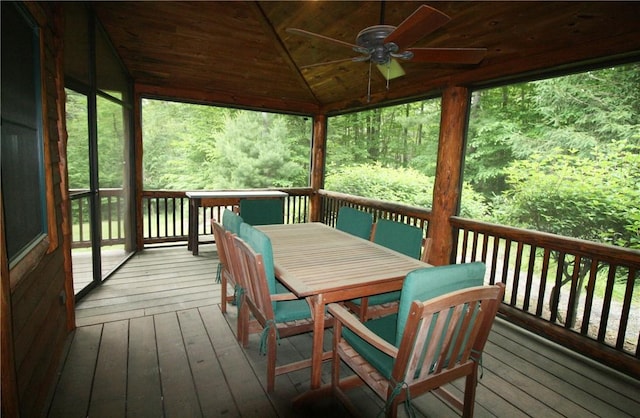 deck featuring ceiling fan