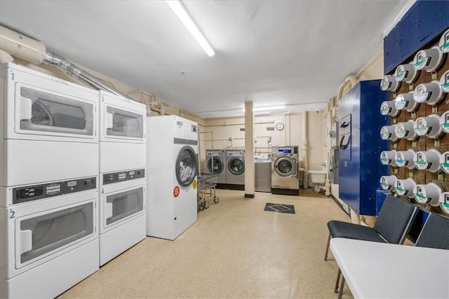 4200 Herkimer Pl Unit 6C, Bronx, NY 10470 - shared laundry with stacked washer / drying machine, washing machine and dryer, and light floors