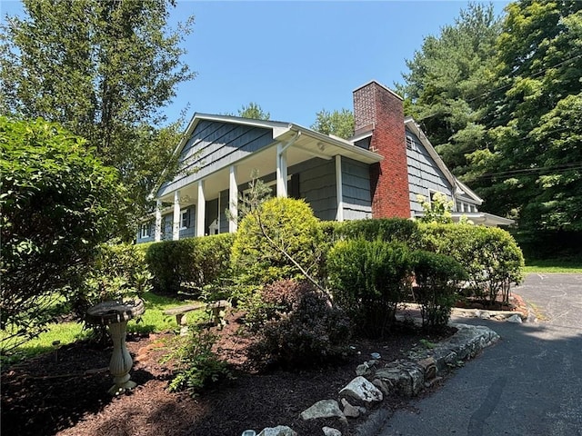 Listing photo 2 for 32 Gristmill Ln, Pawling NY 12564