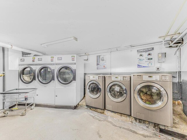 laundry room featuring washer and dryer