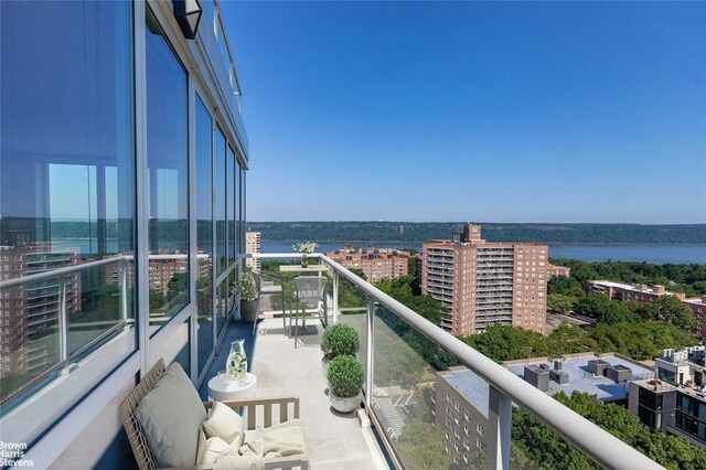640 W 237th St Unit 20B, Bronx, NY 10463 - balcony with a water view
