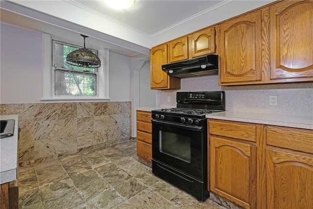 kitchen featuring decorative light fixtures, crown molding, and black range with gas cooktop