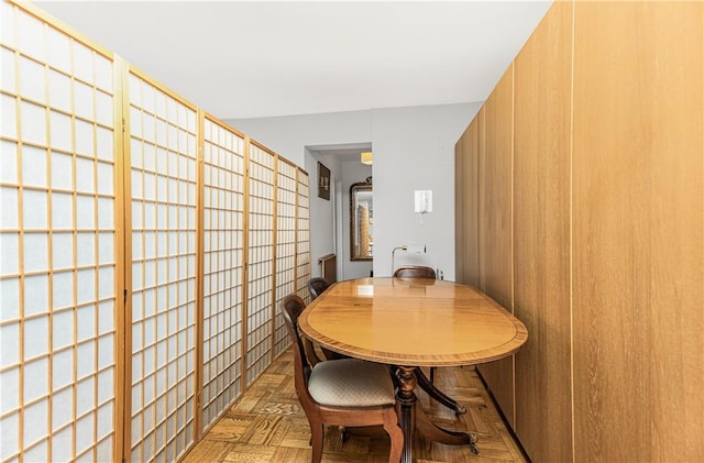 3935 Blackstone Ave Unit 4K, Bronx, NY 10471 - dining room featuring light parquet floors