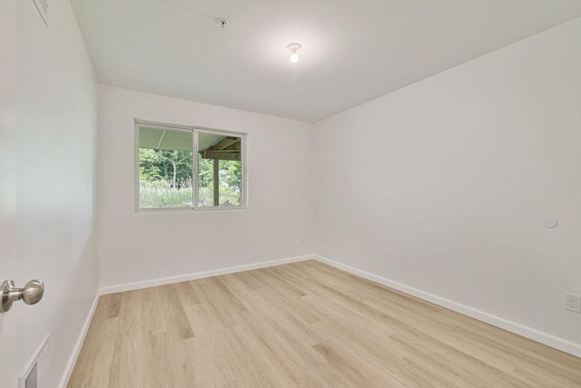 23 Northbrook Rd Unit 202, Spring Valley, NY 10977 - spare room with light wood-style flooring, baseboards, and a pendent fire sprinkler