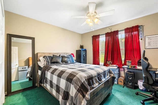 bedroom featuring carpet and ceiling fan