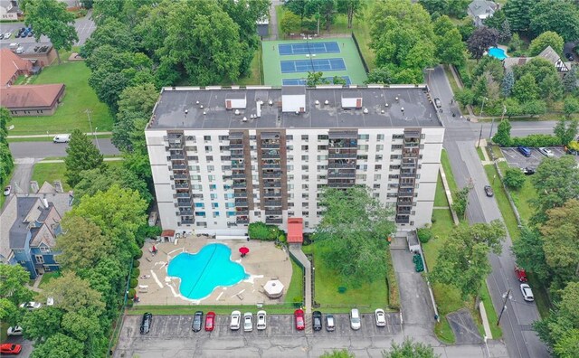 160 Academy St Unit 9L, Poughkeepsie, NY 12401 - aerial view of property and surrounding area featuring a pool