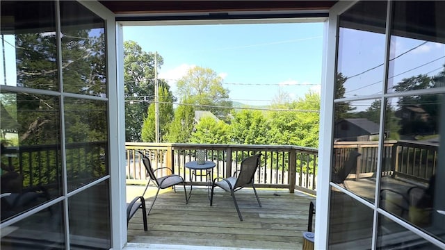 view of unfurnished sunroom