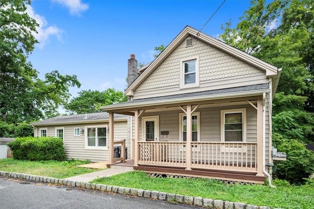 view of front of property with a porch