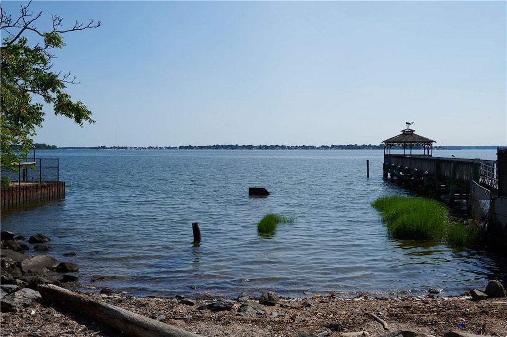 3255 Randall Ave Unit 5H, Bronx, NY 10465 - dock area featuring a gazebo and a water view