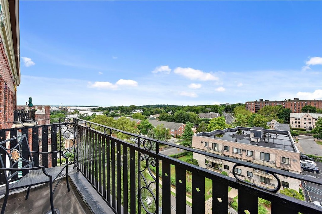 5 Circuit Rd Unit 7A1, New Rochelle, NY 10805 - view of balcony