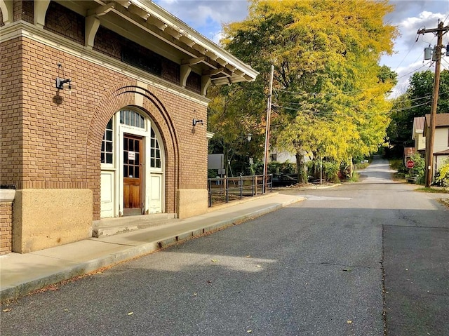 16 Orchard Dr, Rhinecliff, NY 12574 - property entrance featuring brick siding