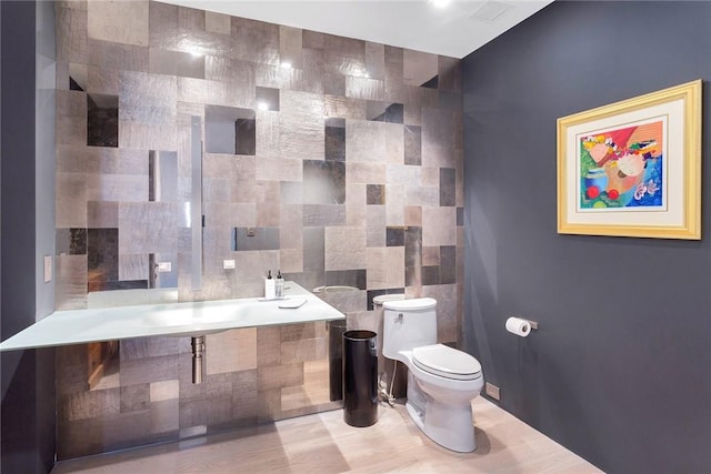 1 Renaissance Sq Unit Ph40A, White Plains, NY 10601 - bathroom with tile walls and toilet