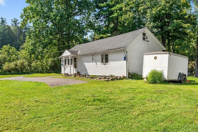 exterior space featuring a yard