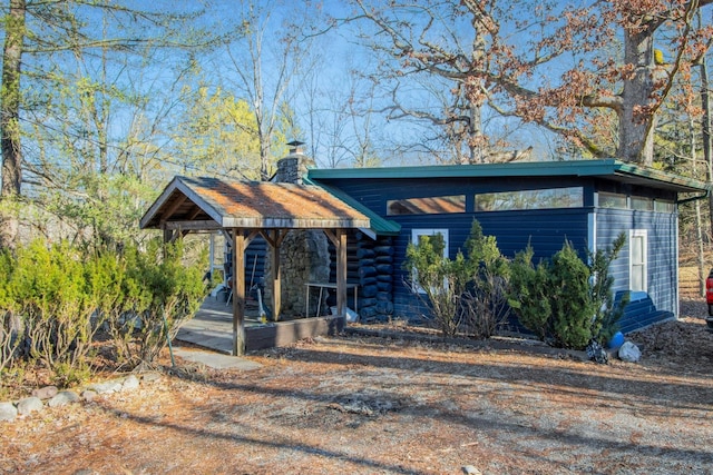 view of front of house featuring covered porch