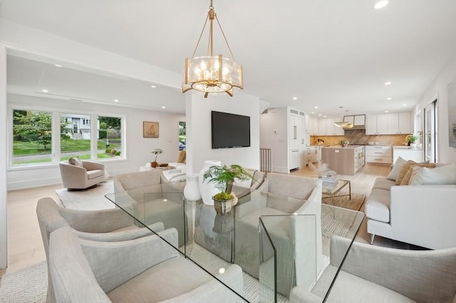 dining area with a notable chandelier