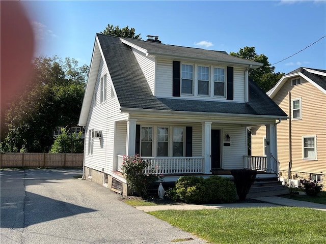 view of front of property