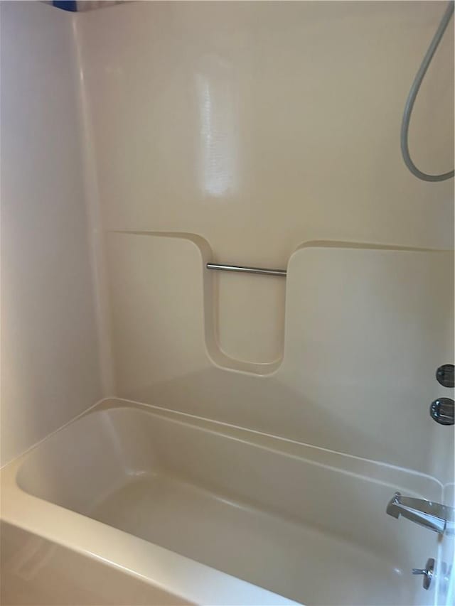 110 Foss Ln, Huguenot, NY 12746 - full bath featuring bathtub / shower combination