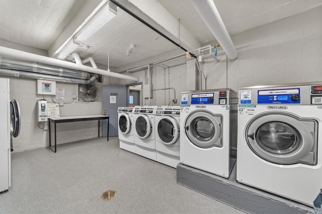 90 Union St Unit 6G, New Rochelle, NY 10805 - laundry room featuring independent washer and dryer