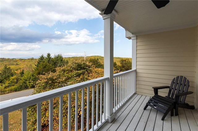 balcony with ceiling fan